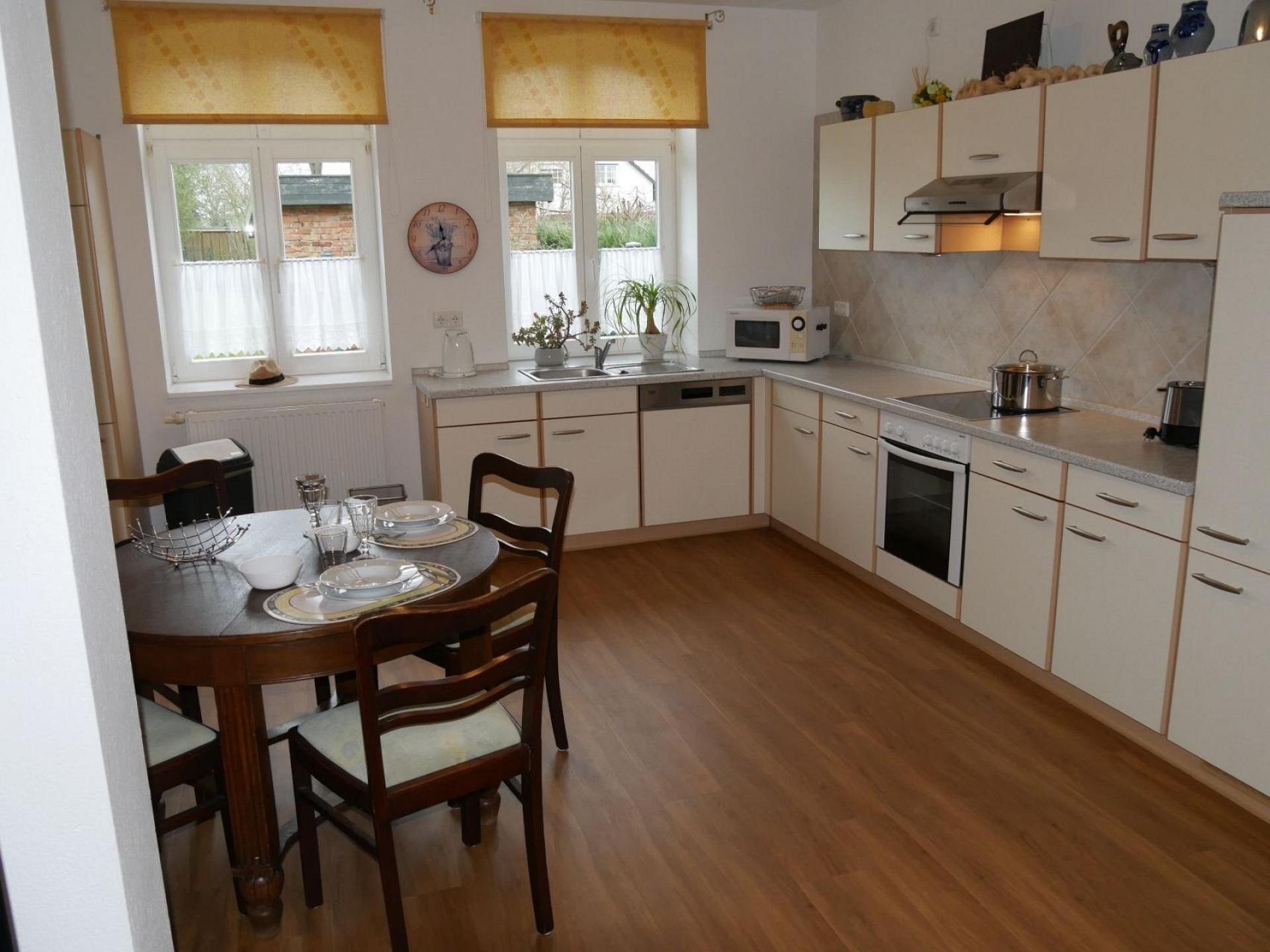 Ferienhaus mit 3 WhG+Diele Foto 9